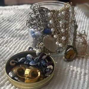 Jewelry Jar
Assorted wearable jewelry